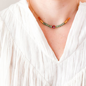 Tiny flower and bead necklace, Dainty flower necklaces