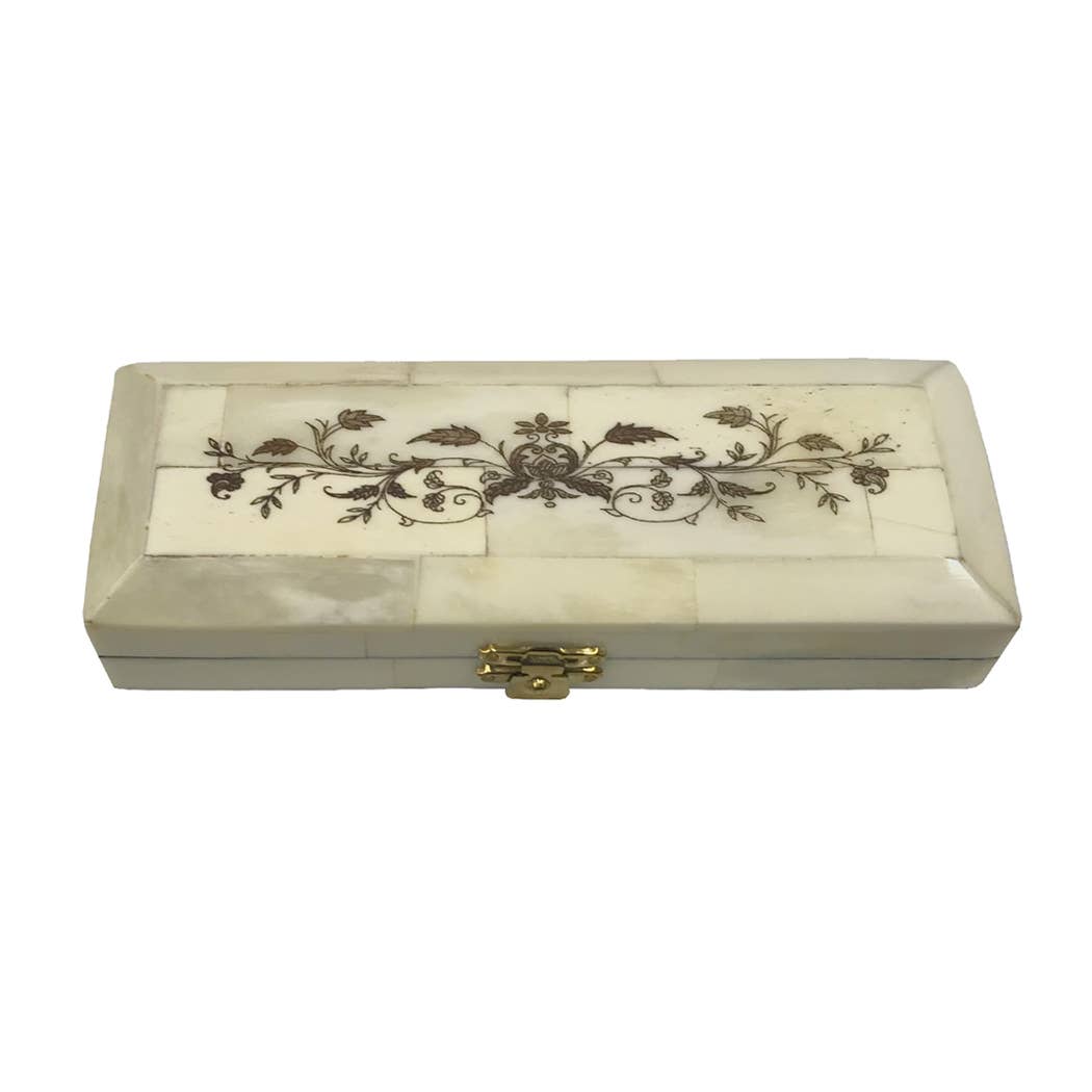 6-1/2&quot; Scrimshaw Postage Stamp Bone Box