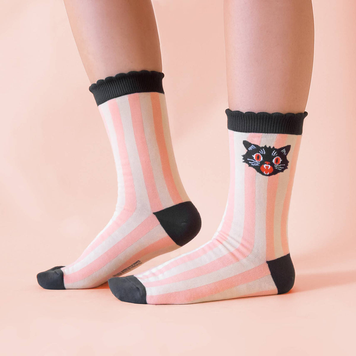 Spooky Kitty Crew Socks | Halloween
