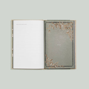 Grandma's Story: A Memory and Keepsake Journal for My Family