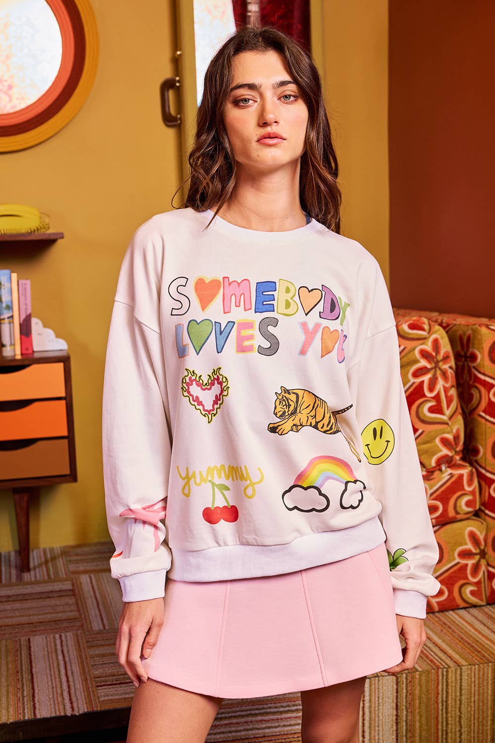 Somebody Loves You Graphic Sweatshirt