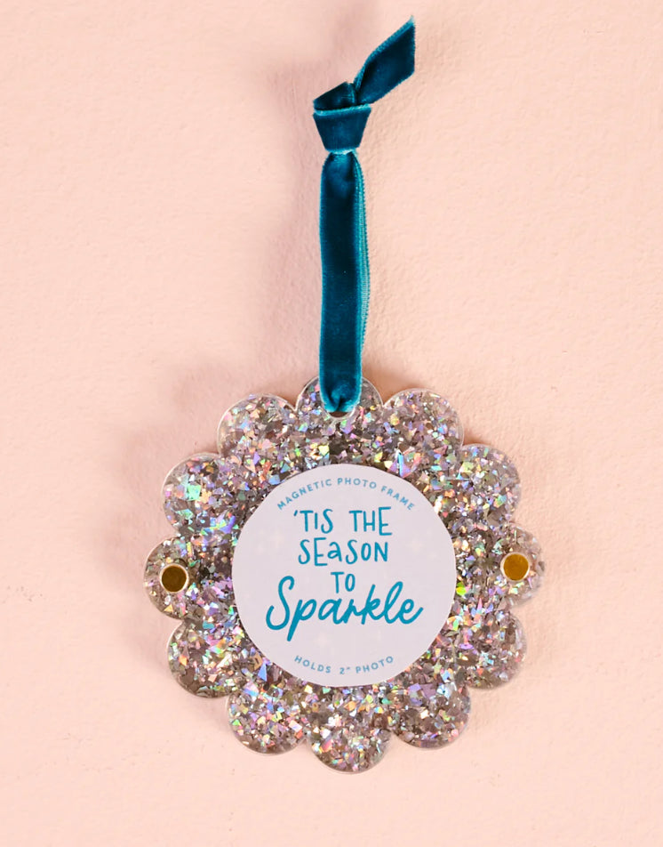 Silver Glitter Scalloped Round Picture Frame Ornament