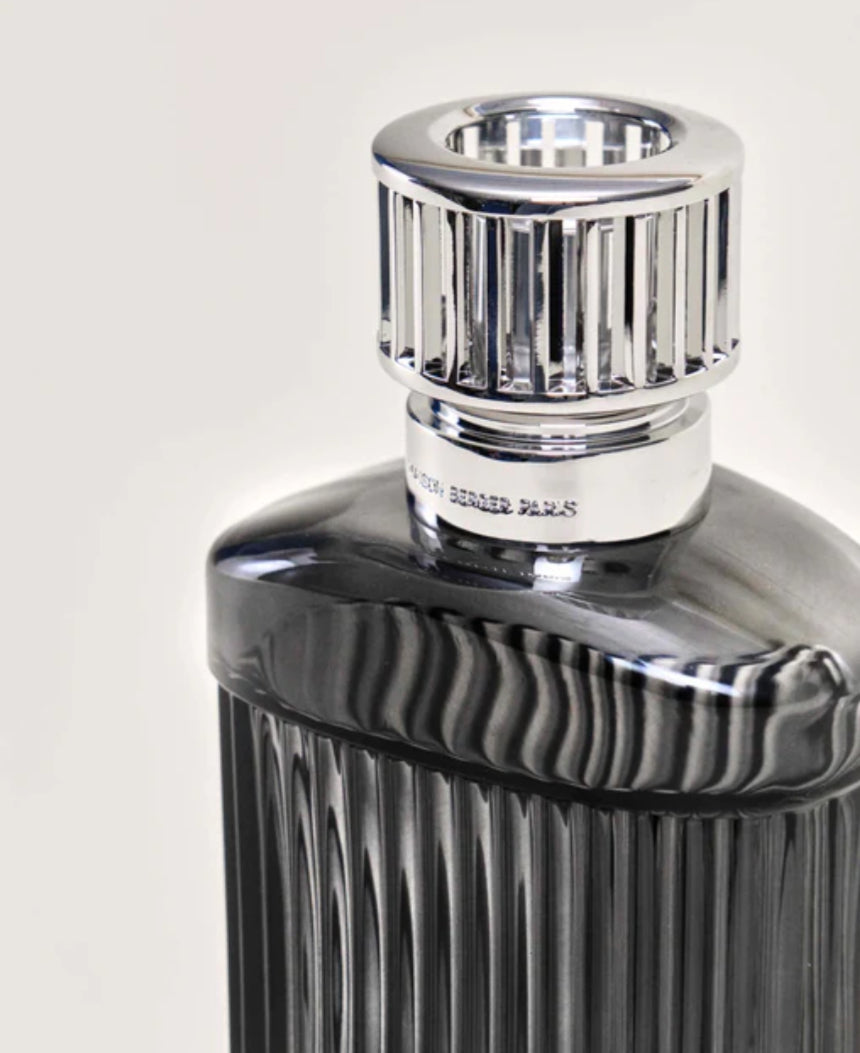 Alpha Fragrance Lamp—Black