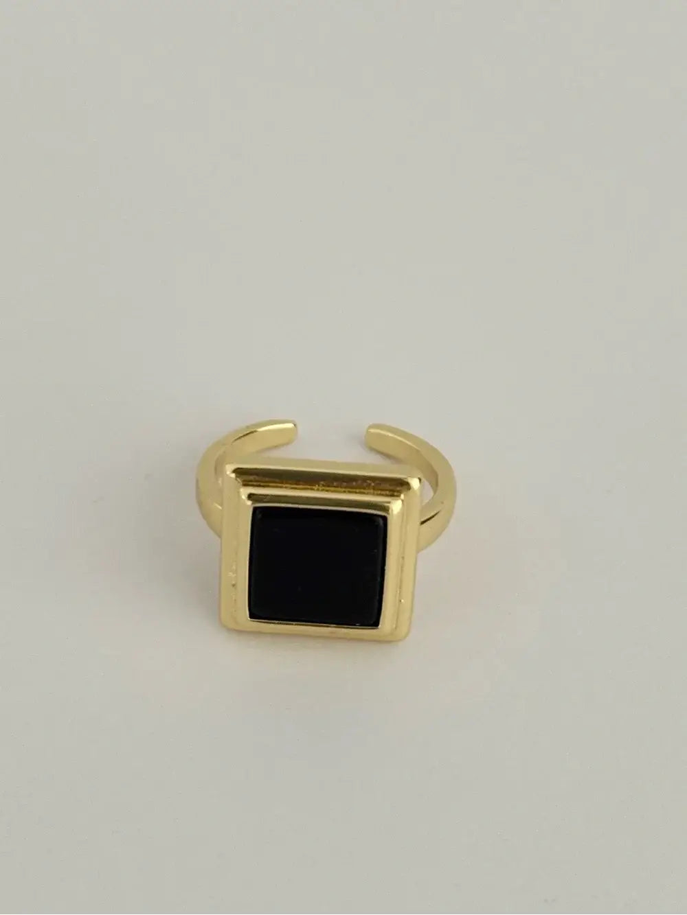 Lara Ring