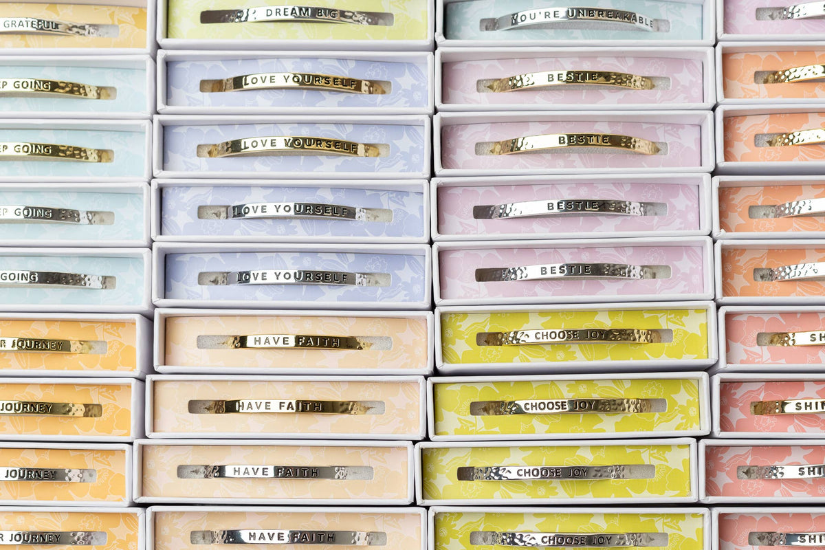 Little Reminder Cuff - Gold